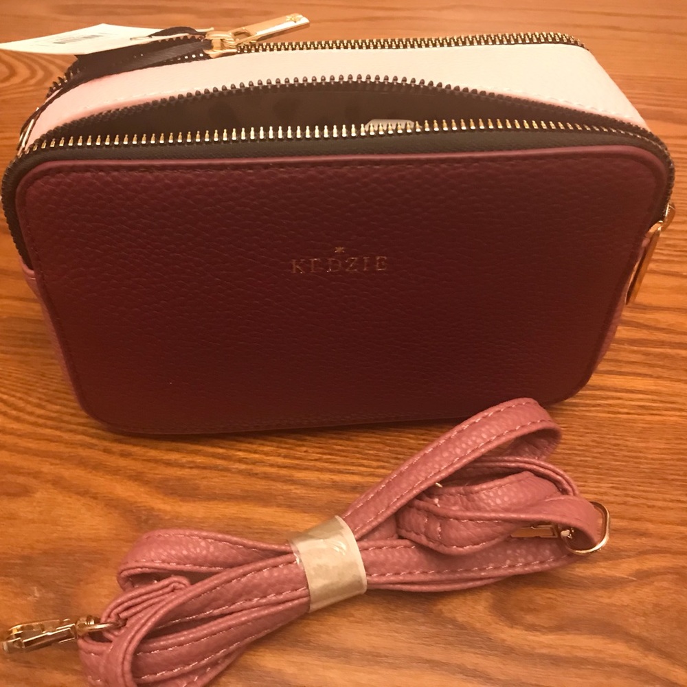 Kenzie crossbody NWT
